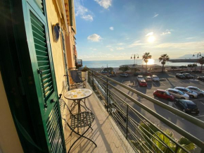 L'ETERNITA' E' IL MARE MISCHIATO COL SOLE Rimbaud Ventimiglia